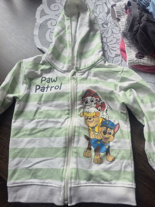 Ubranka dziecięce 104-128cm