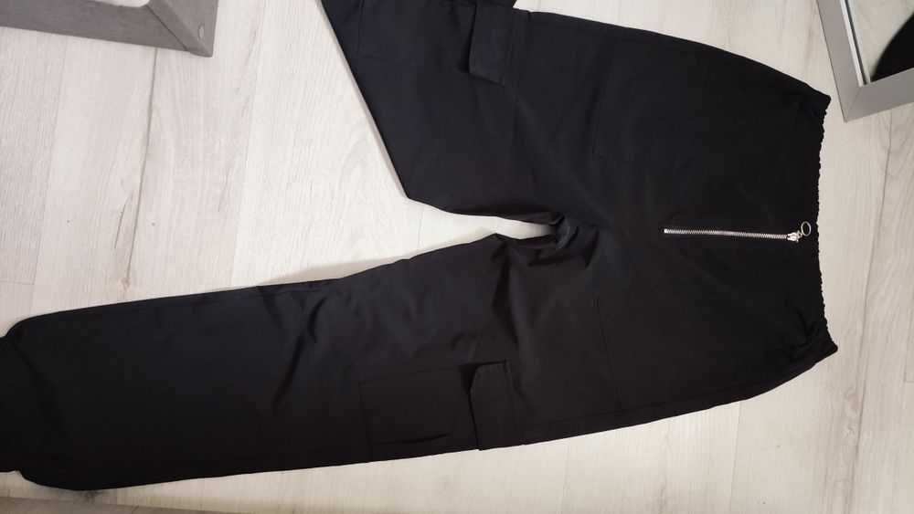 Joggery spodnie czarne rozmiar 152 / XS / S / M
