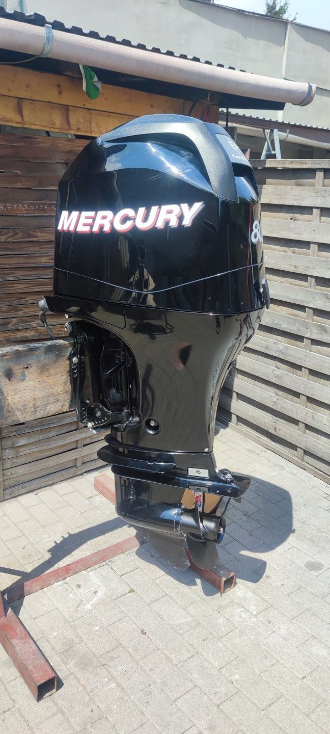 Silnik Mercury 80 HP