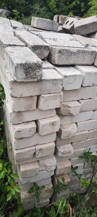 Кирпич білий та червоний б/у від 6 грн