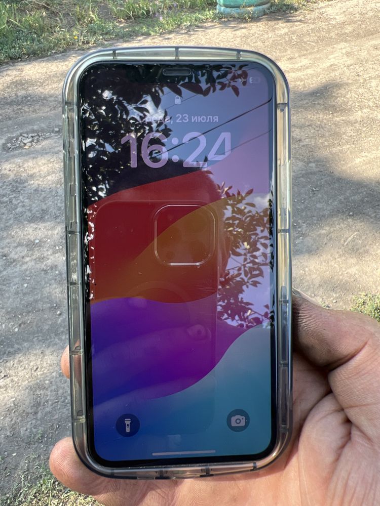 Айфон 11про Iphone 11pro 64 неверлок без паролей все ок 90%акб зеленый