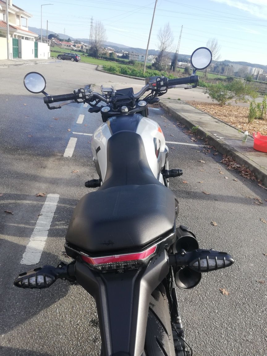 Zontes Gk 350 com 10.000km