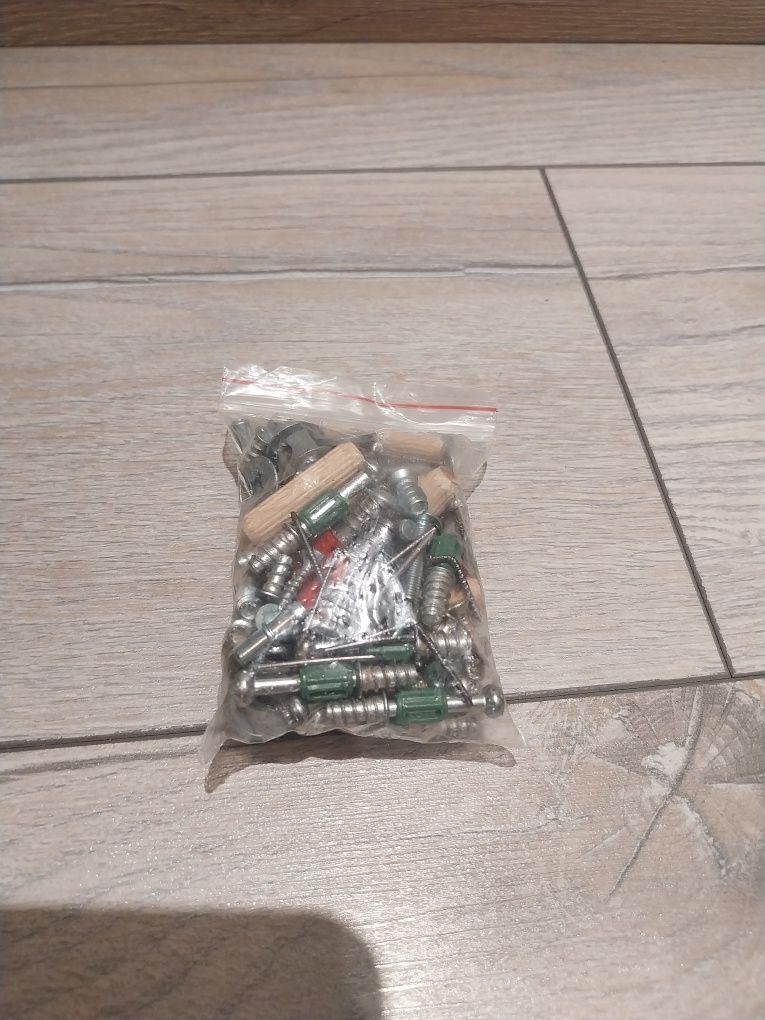 Komoda z szufladami ikea używana