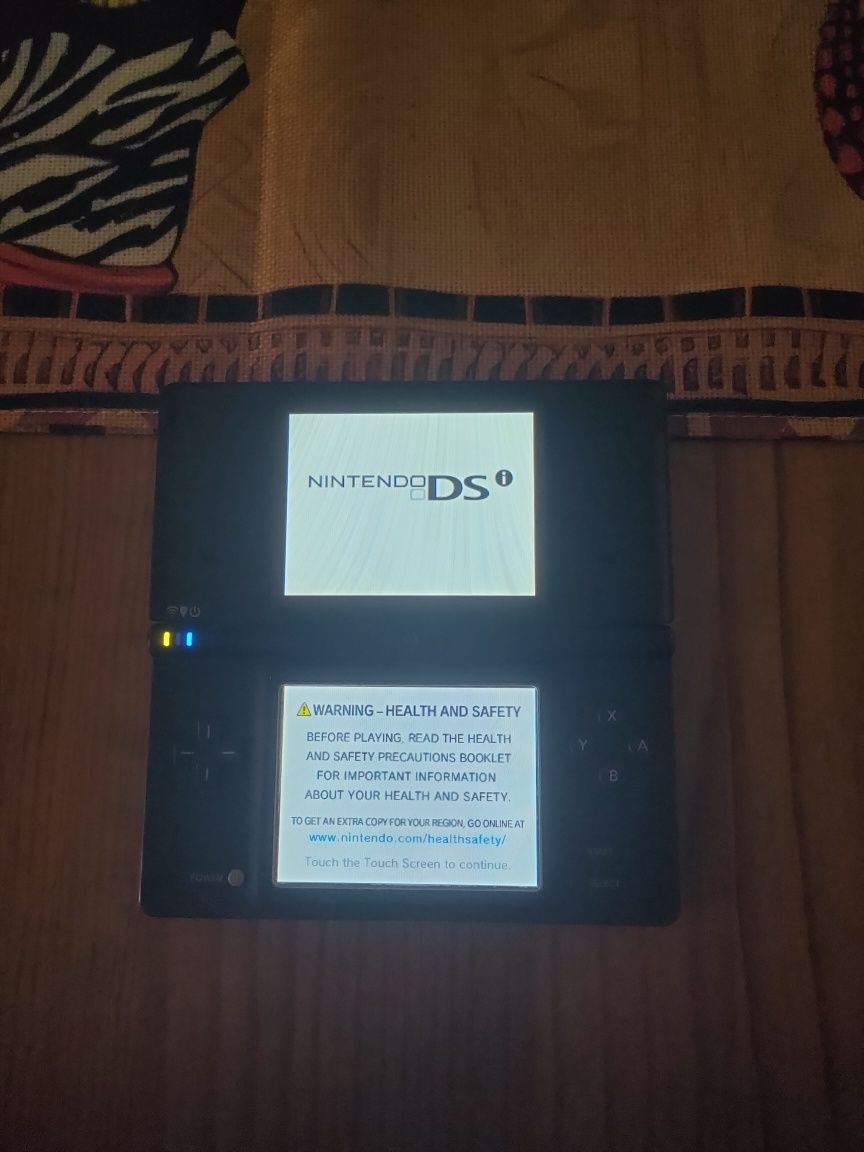 Nintendo DSi com 6 jogos