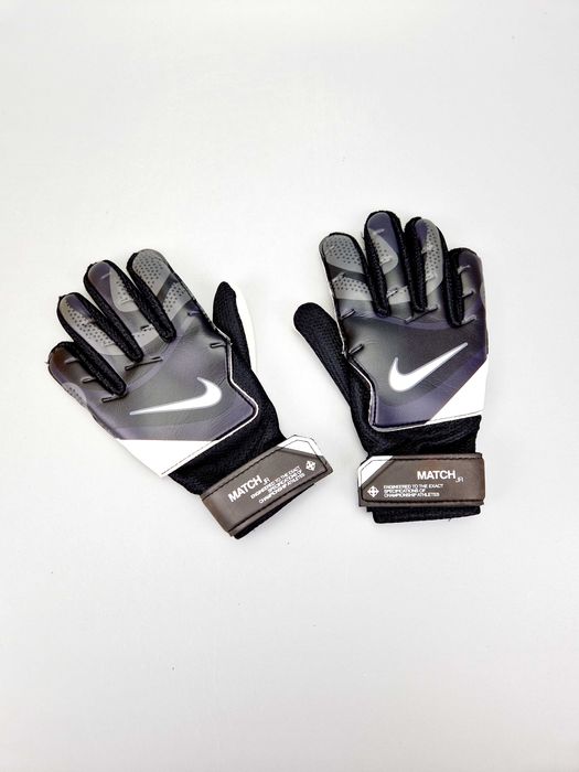 Rękawice Bramkarskie Nike GK Match JR roz 4