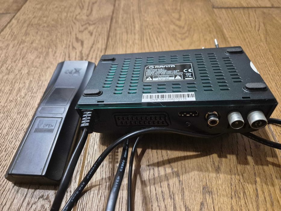 Sprzedam tanio tuner Manta Emperor DVBT06