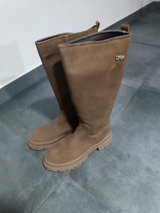 Botas cor tabaco novas 40