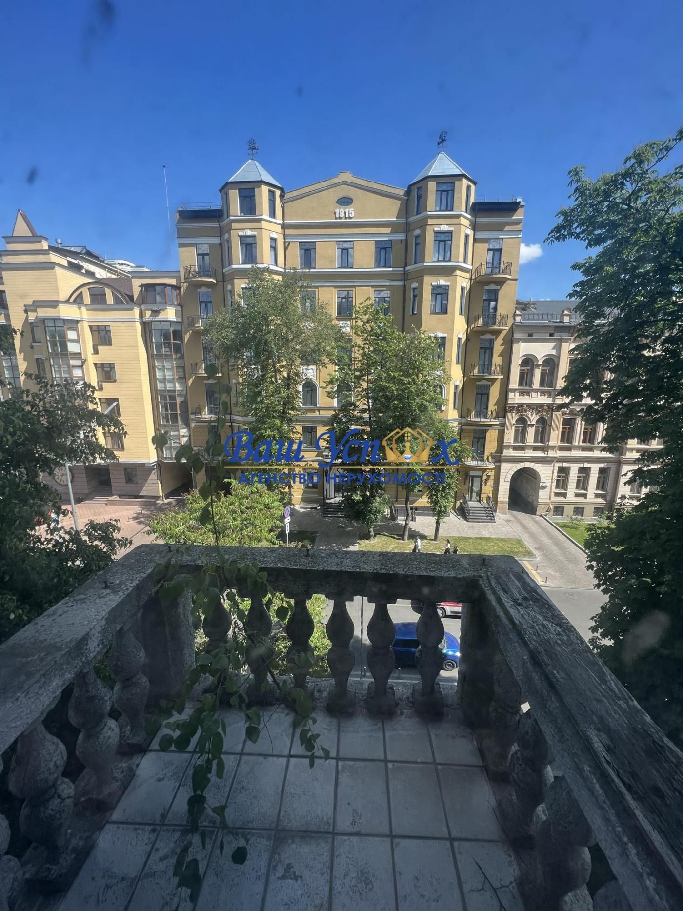 Продажа 3 ком сталинки в центре Киева. ул Ивана Франка