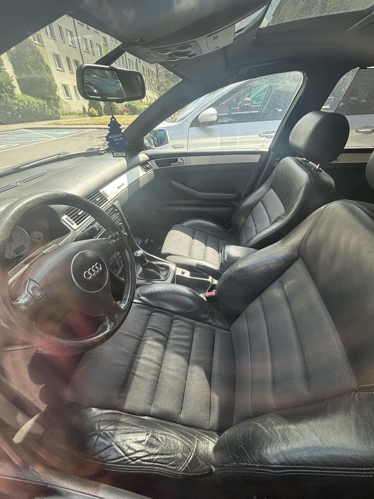 Audi A6 Quattro Kombi 2.5 2004r