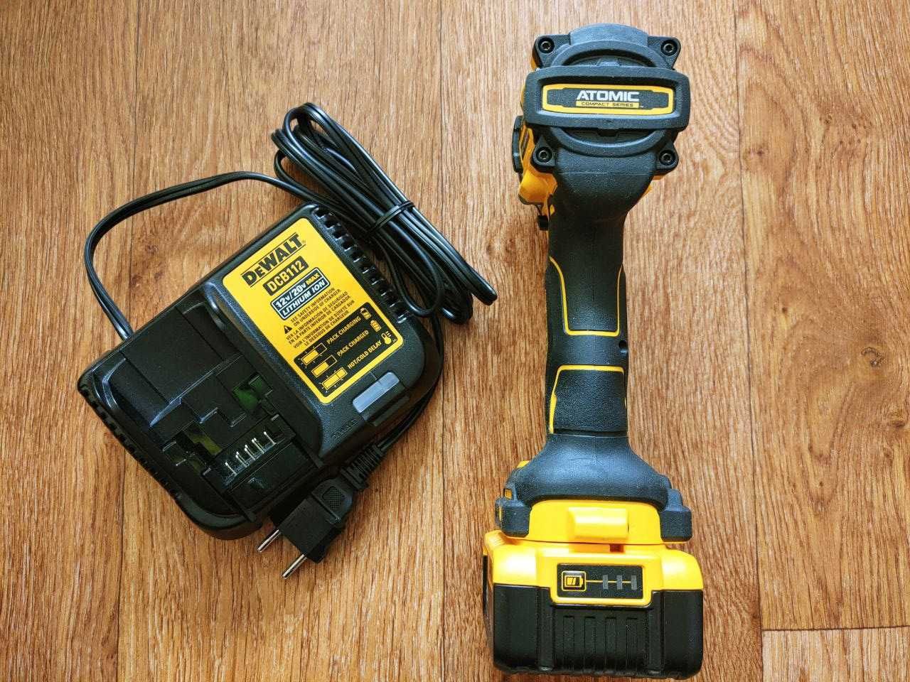 Аккумуляторный гайковерт Dewalt DCF921 4 Ач 20V