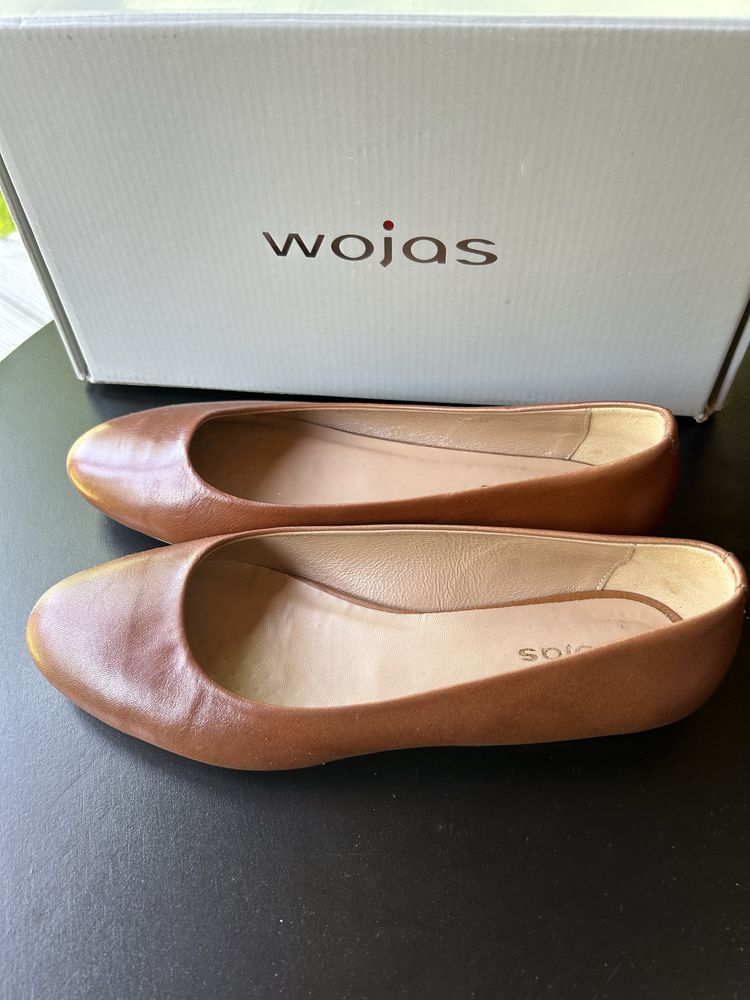 Brązowe baleriny Wojas ze skóry