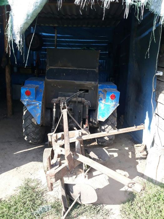 Трактор саморобний (4 циліндра)+ плуг+ культиватор