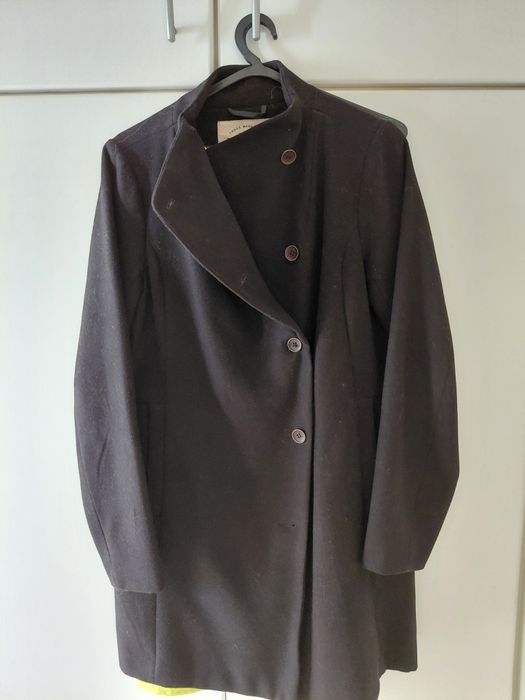 Sobretudo preto Pull and Bear