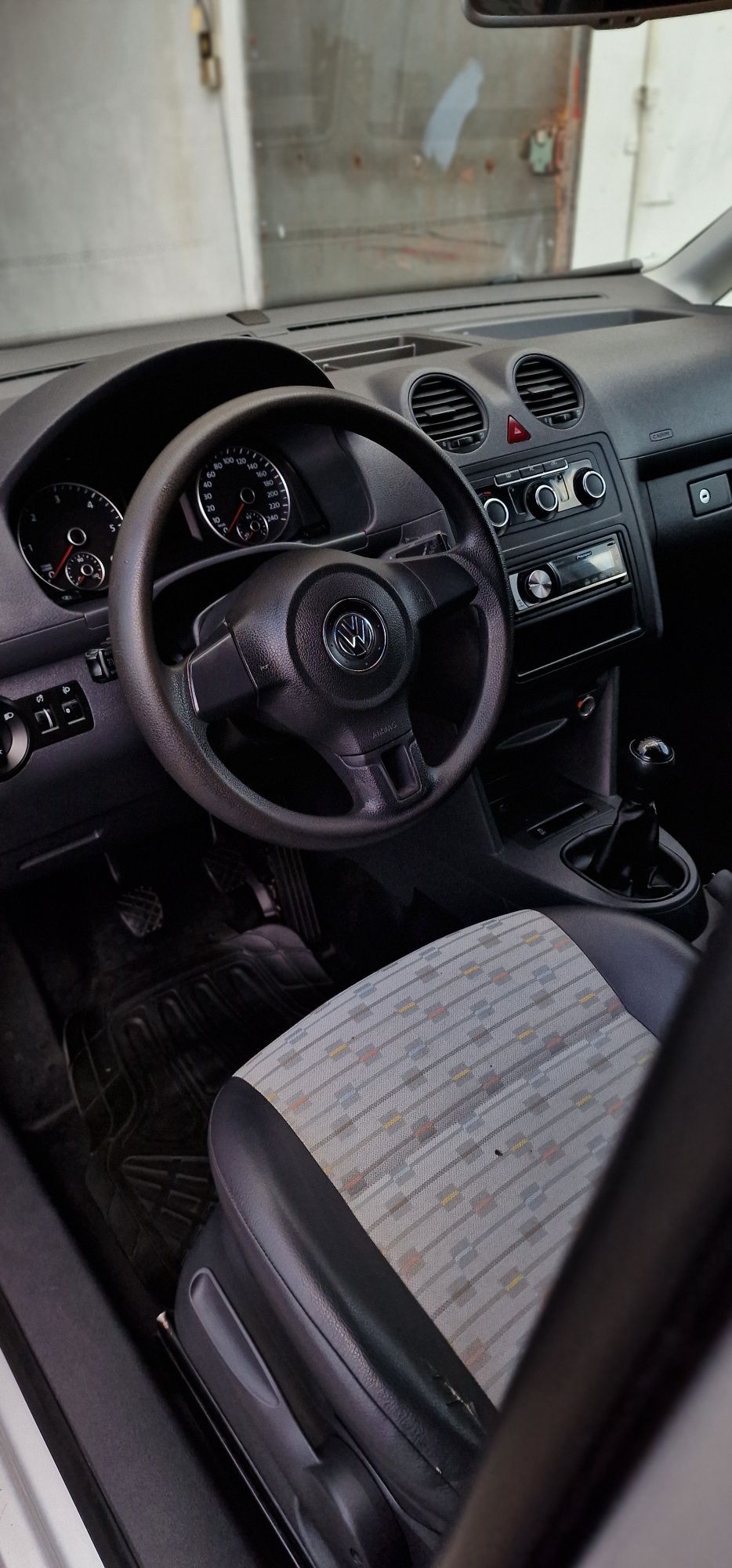 Volkswagen Caddy 1.6TDI Furgon, czujniki parkowania, tempomat