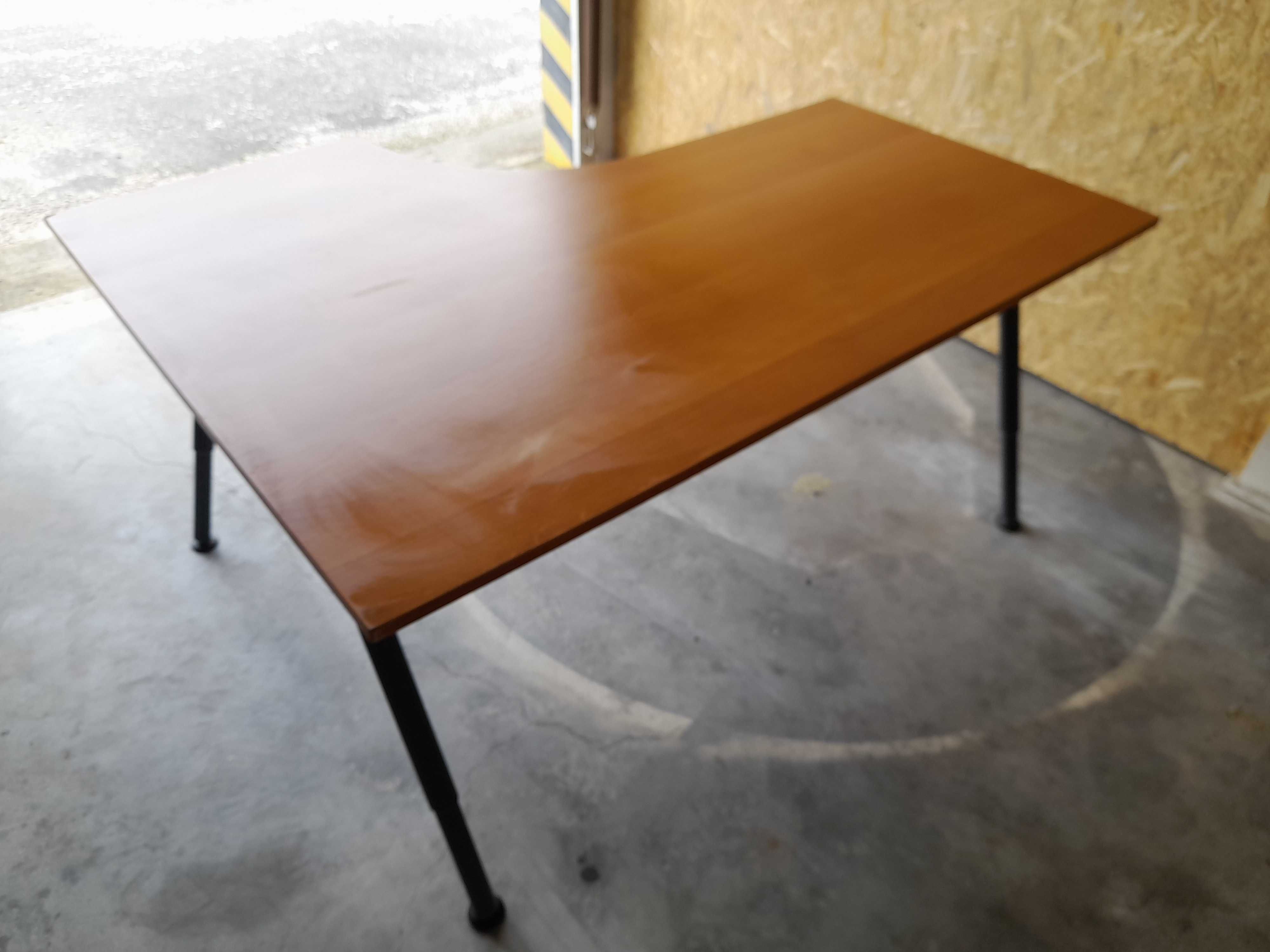 Mesa de trabalho