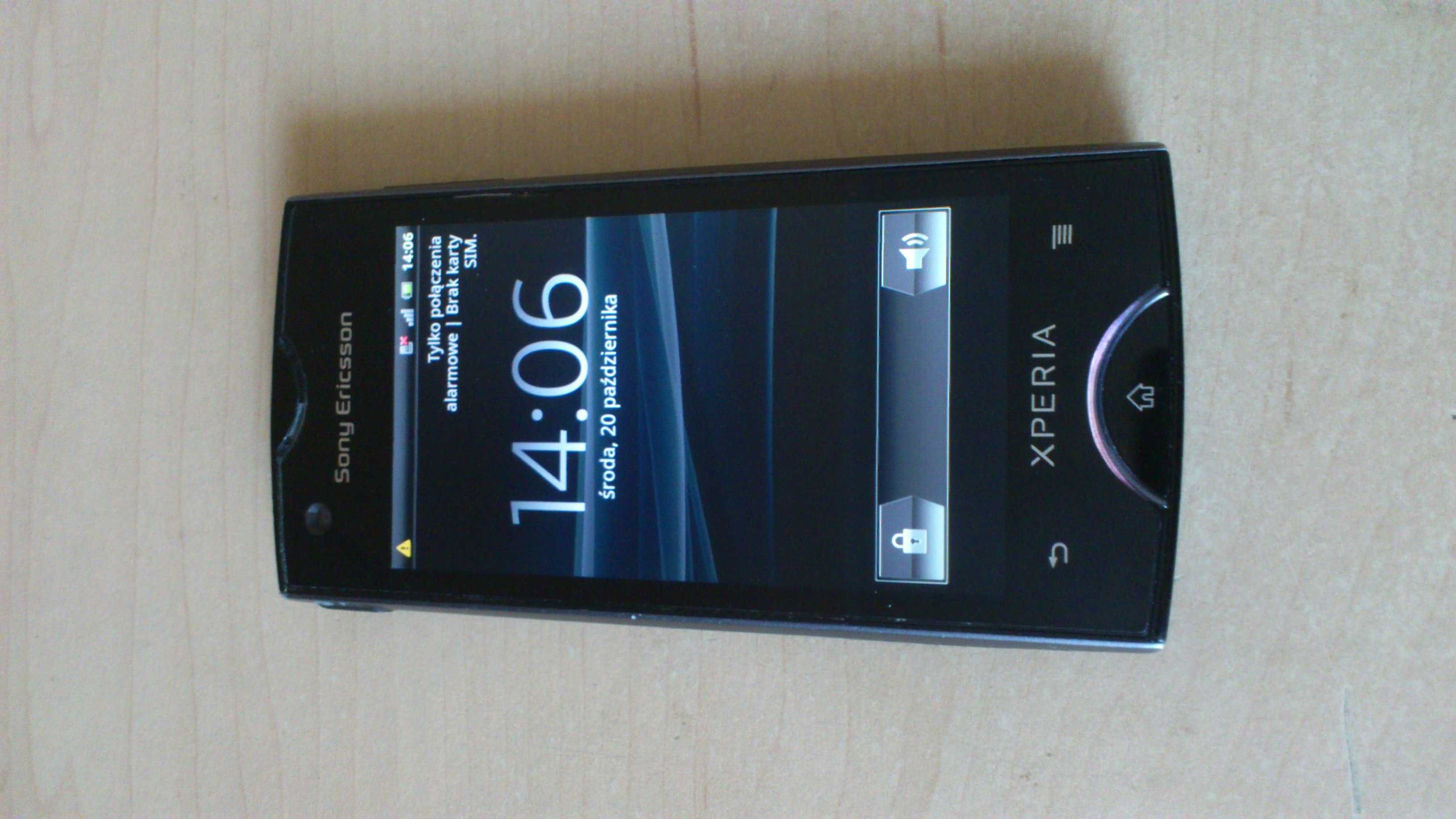 Zadbany Sony Xperia St18i-brak simlocka-stan BDB