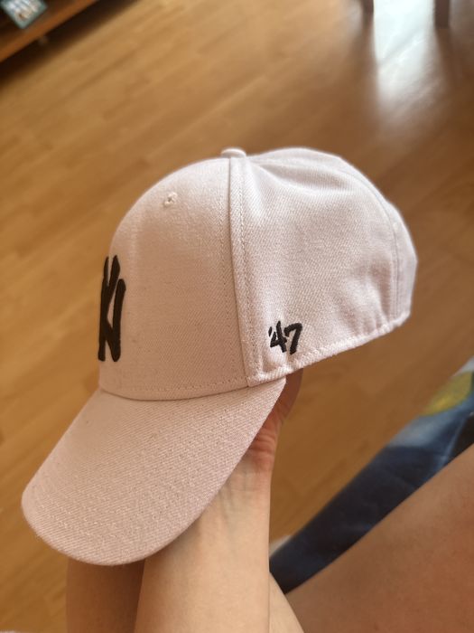 czapka NY biała, uniwersalna