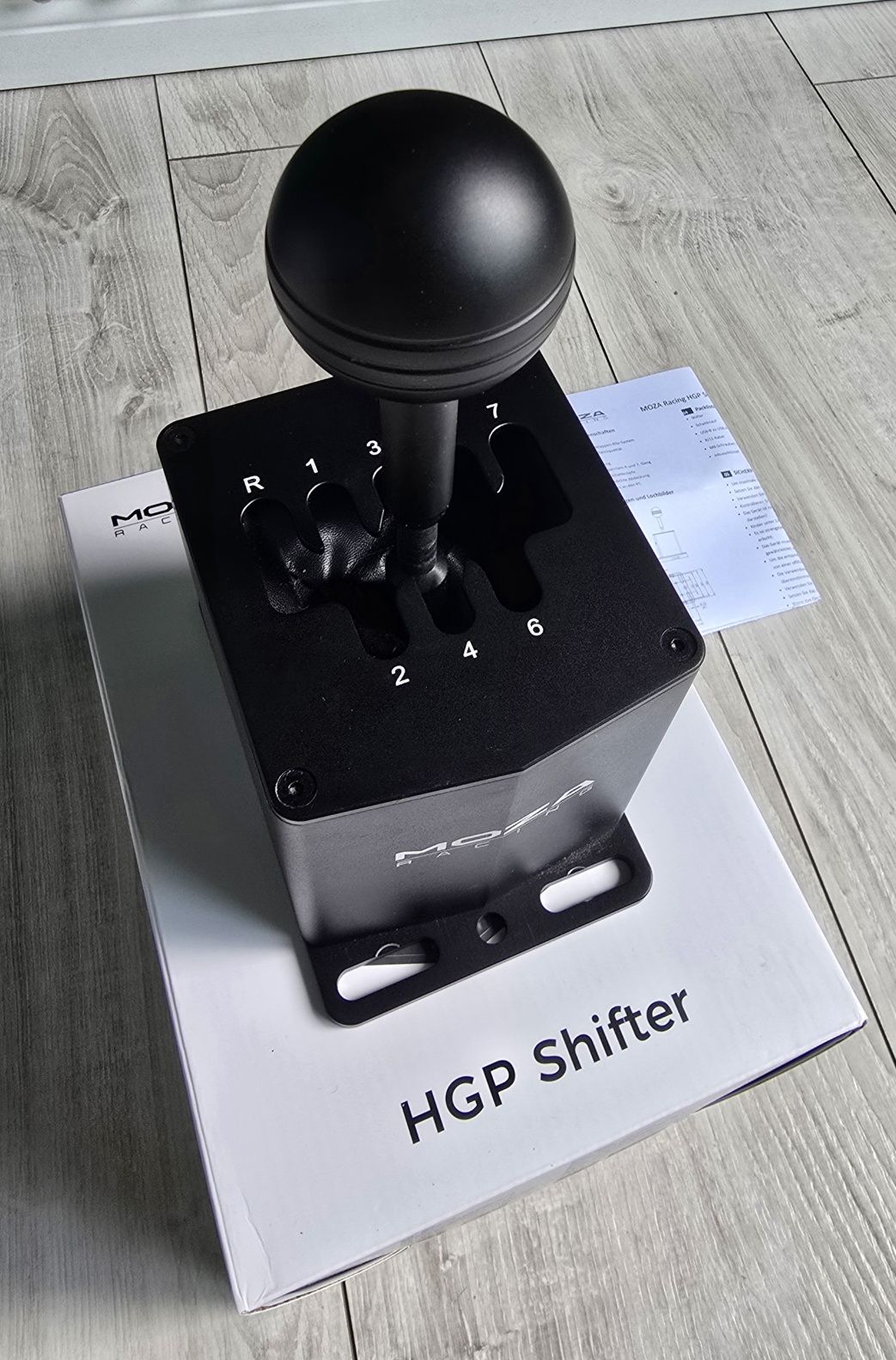 Zestaw Moza R9 v3 HGP shifter kierownica RS v2 pedały CRP 2 gwarancja