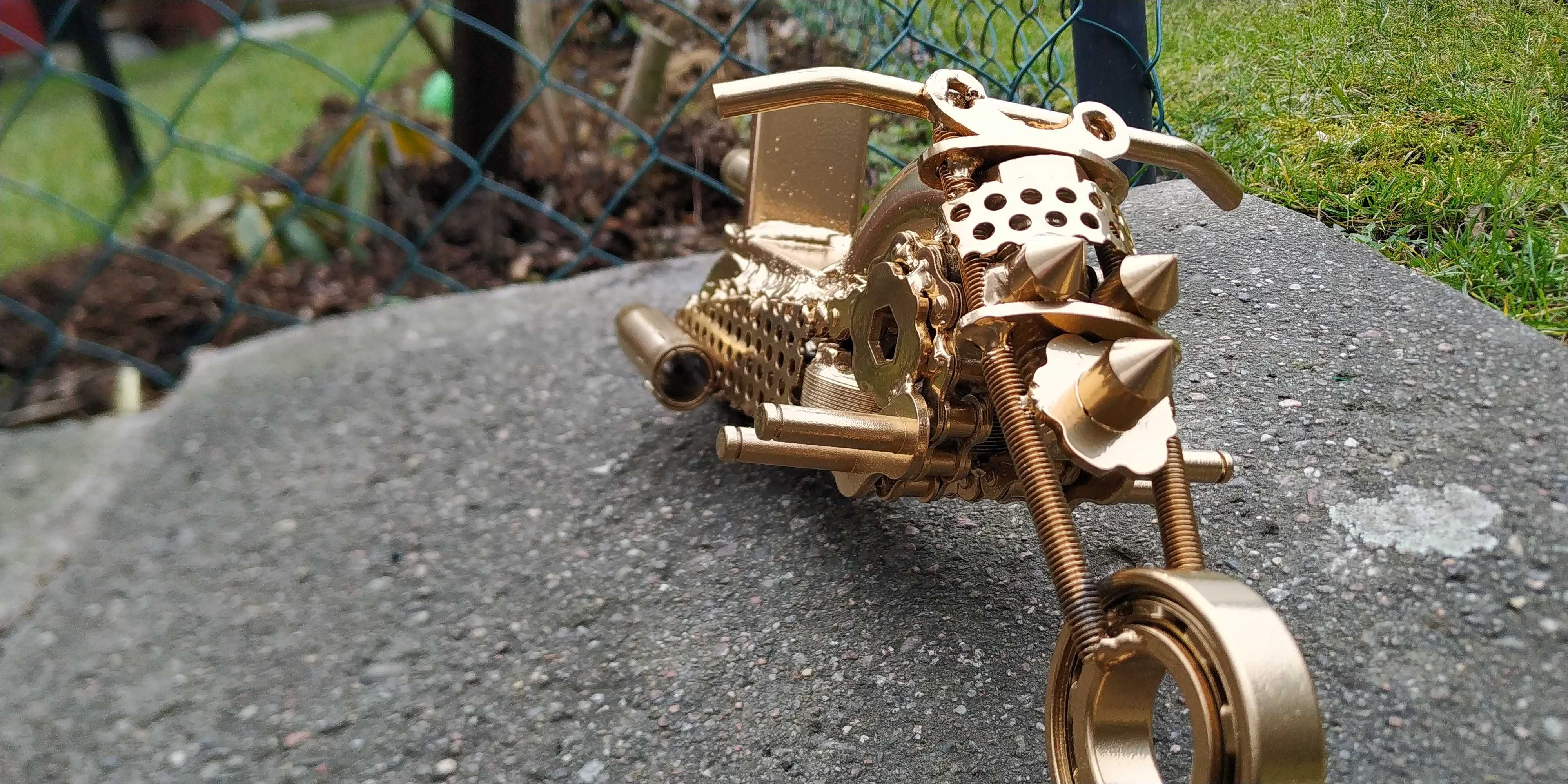 Motocykl, rękodzieło z metalu