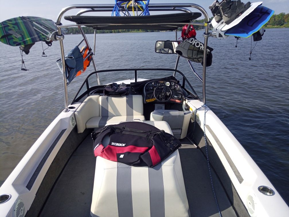 Nautique 196 5.8 V8 Correct Craft łódź motorowa wakeboard motorówka