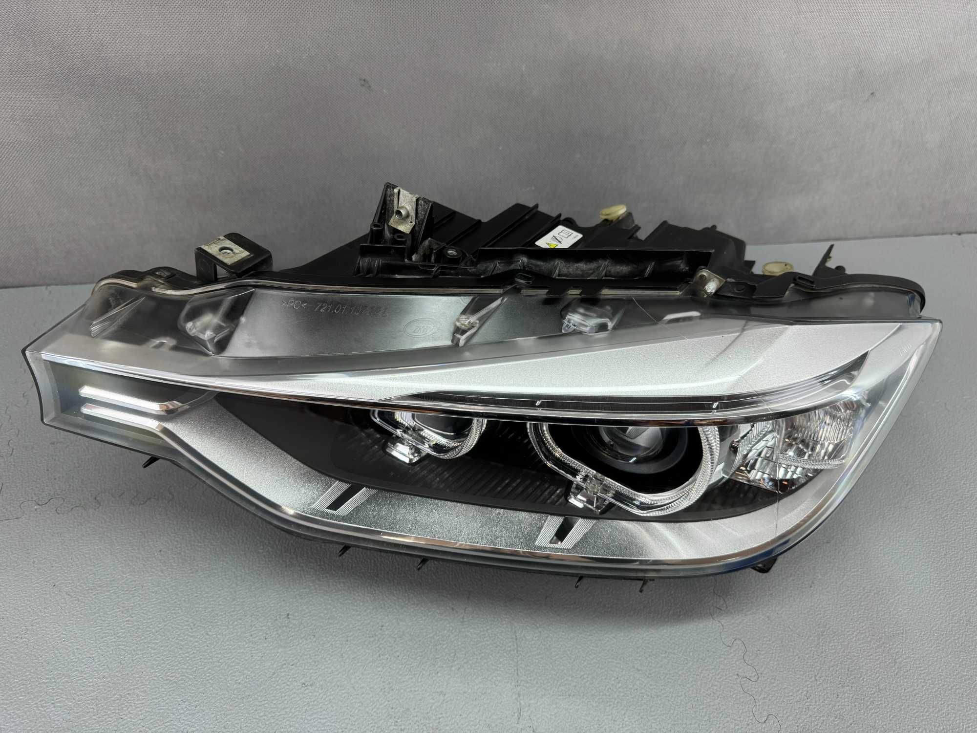 Bmw F30 Lampa Przód Przednia Bi-Xenon Skrętny Skrętna Lewa KOMPLETNA