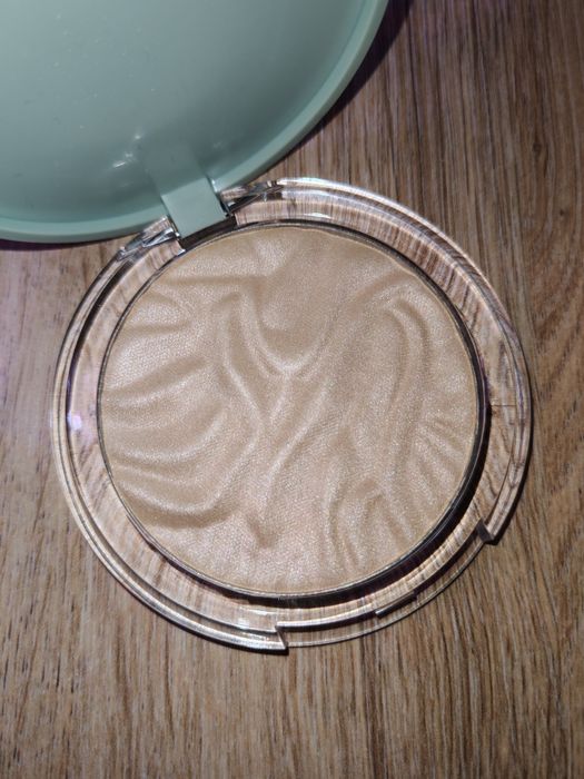 Zestaw kosmetyków Bell HypoAllergenic Rlm róż w kremie bronzer tusz