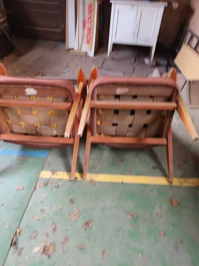 Fotele chierowski model 366 do renowacji