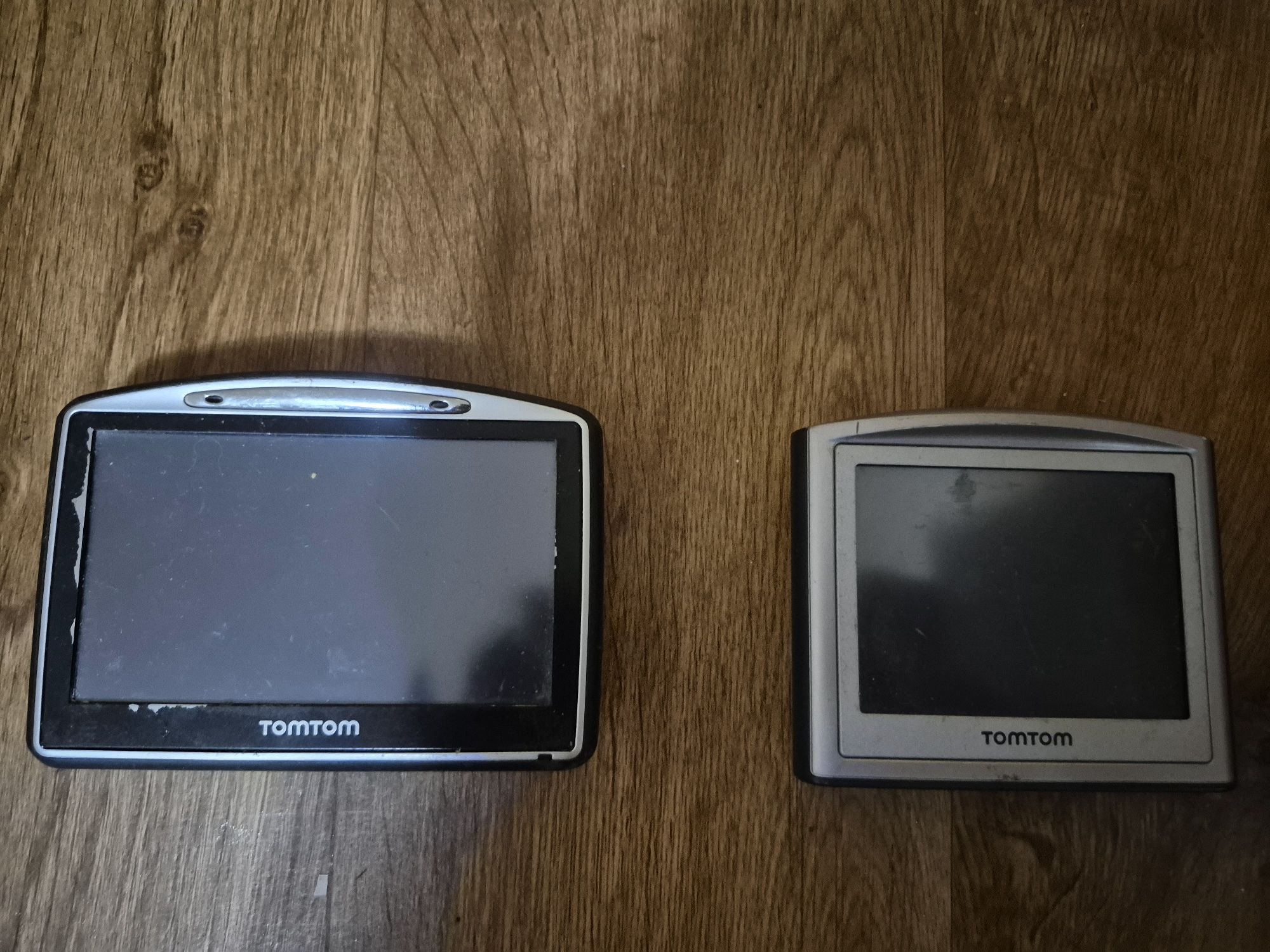 Продам два видео регостратора Tomtom