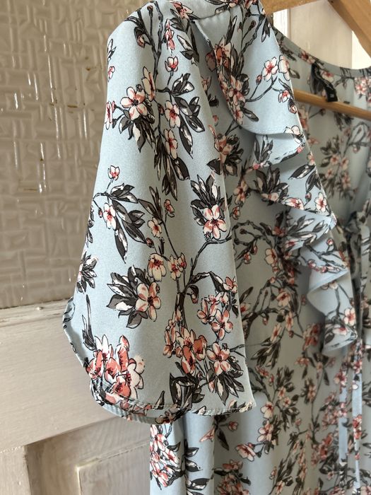 Zwiewna sukienka Pretty Girl roz. 38