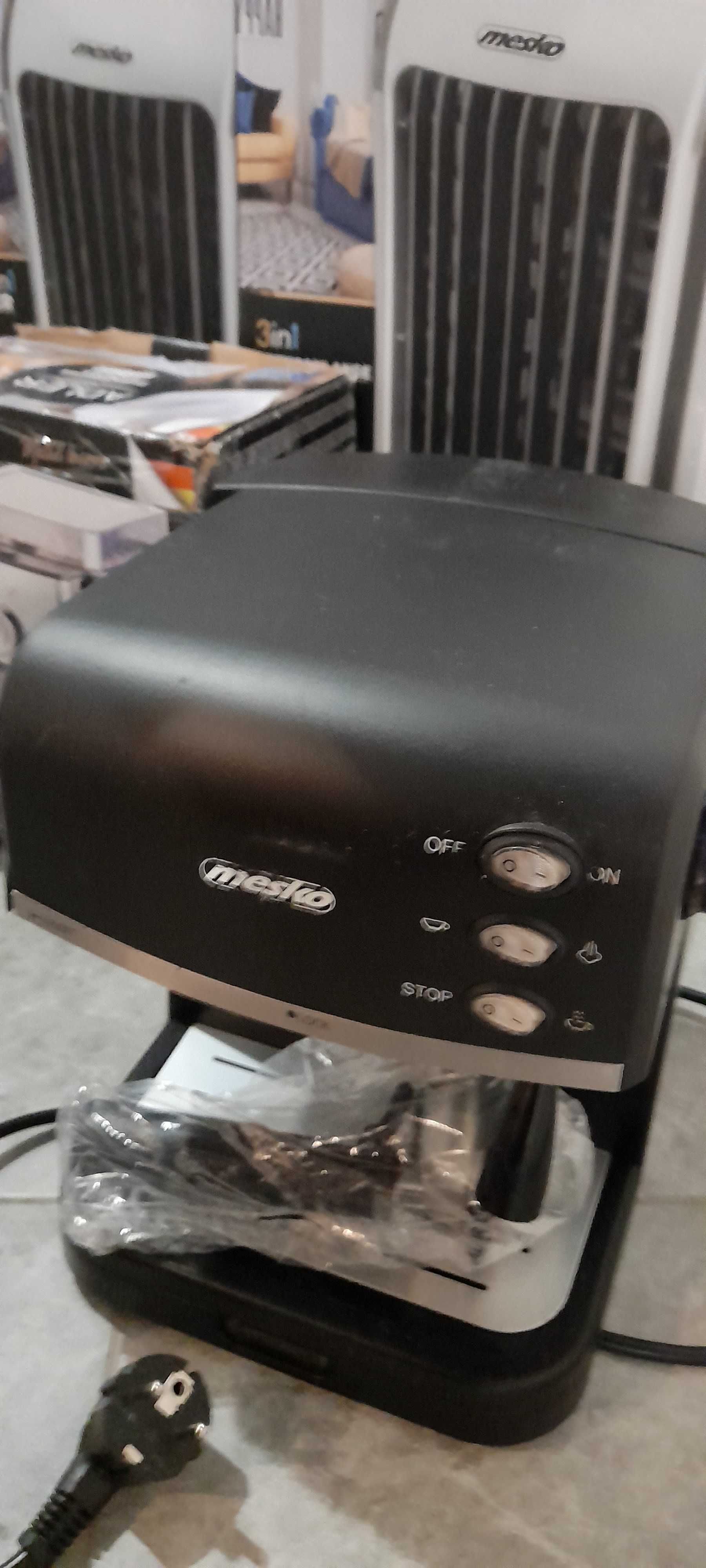 Ekspres do kawy Mesko MS 4409