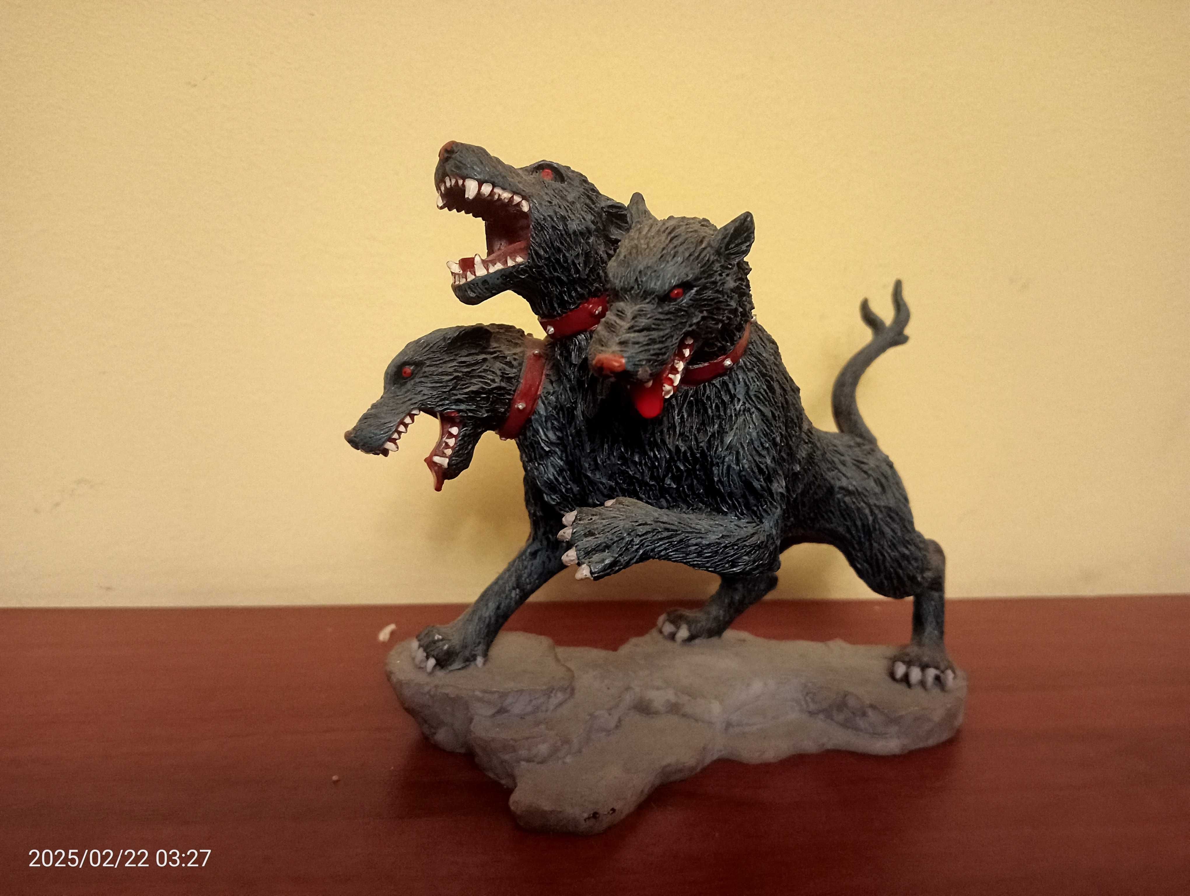Figurka Harry Potter, Ceber, trójgłowy pies