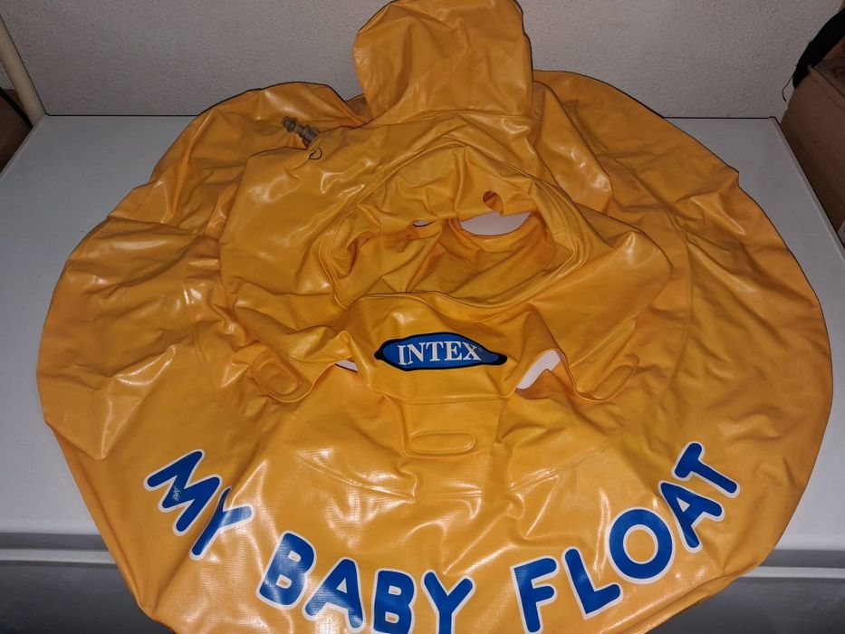 Boia com assento para bebe