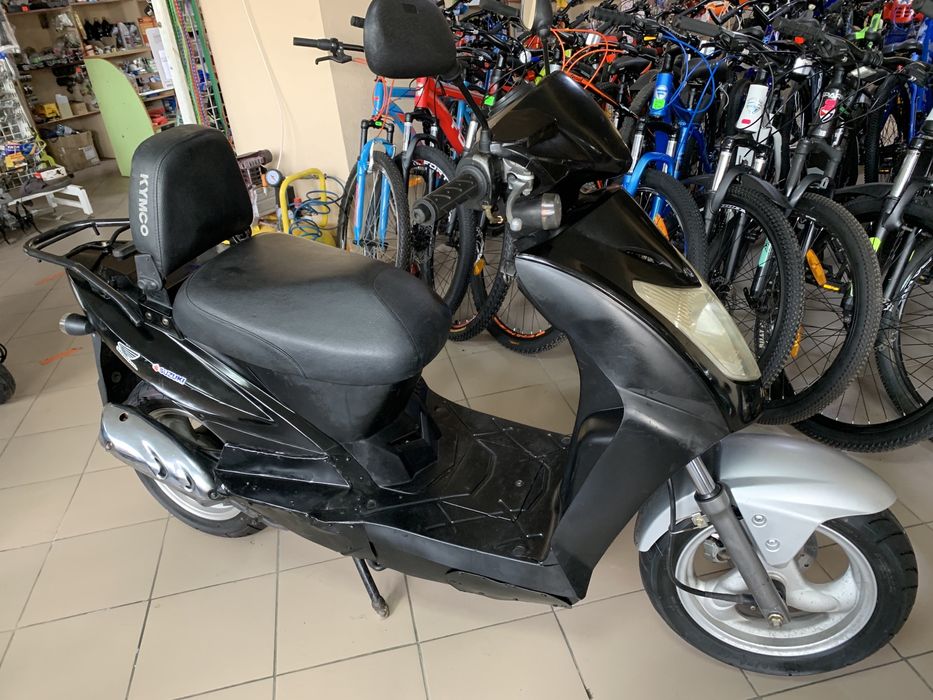 Скутер КYMCO 4Т, 80 кубів.