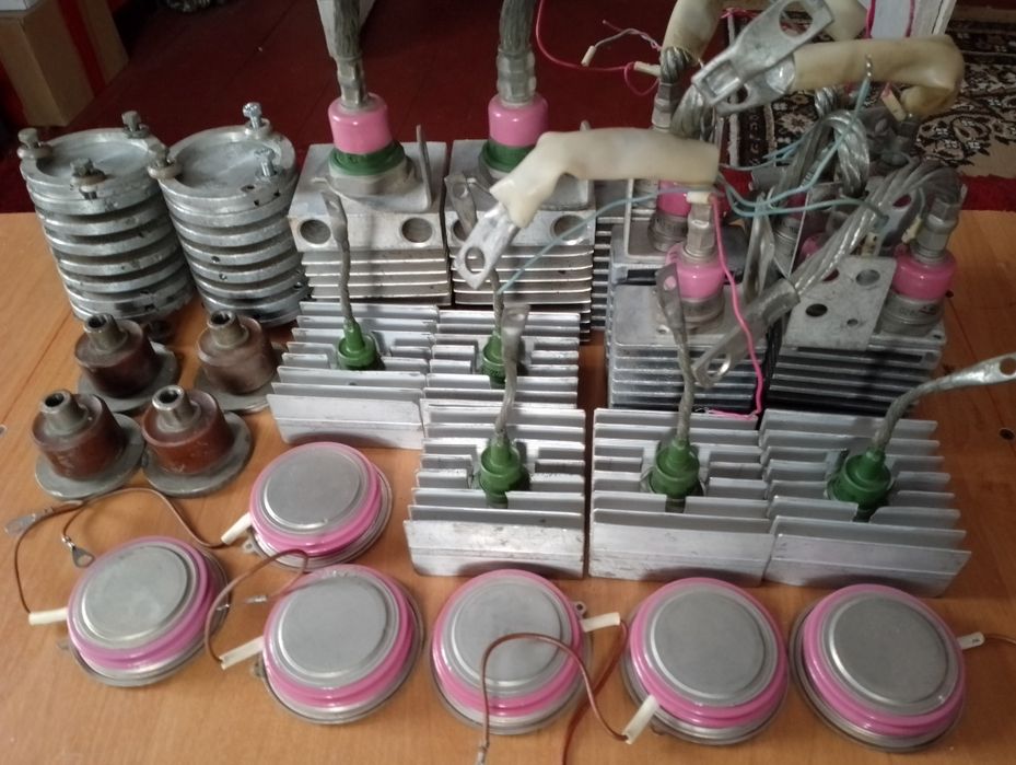 Діоди Сіловиє. Терістори .Силові. Різні