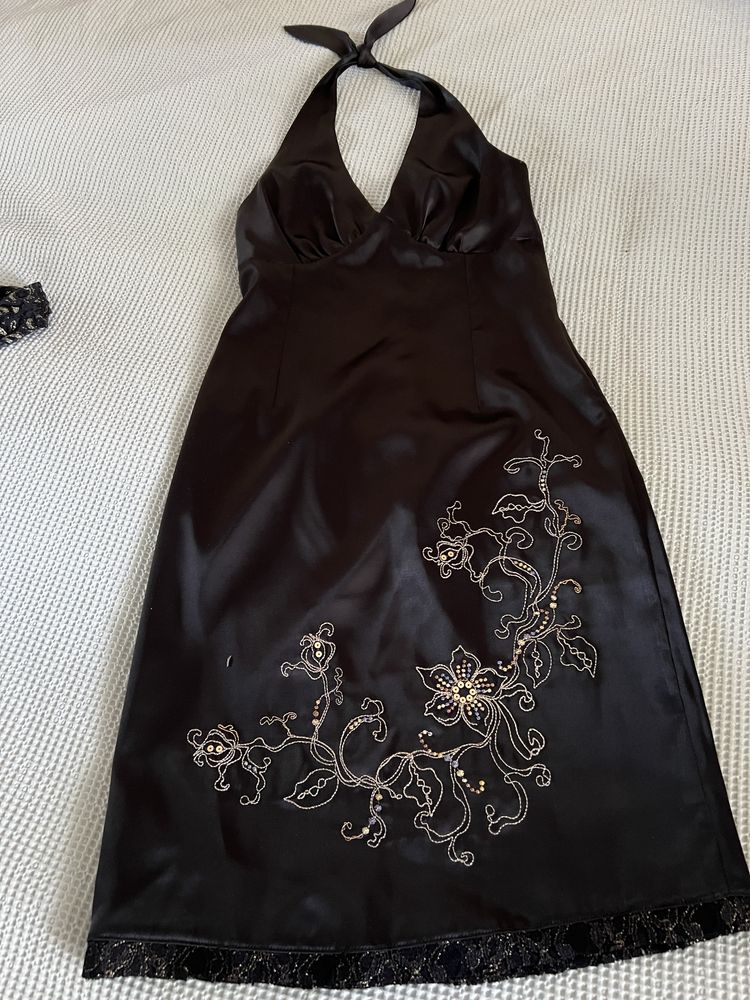 Маленьке чорне плаття + подарунок