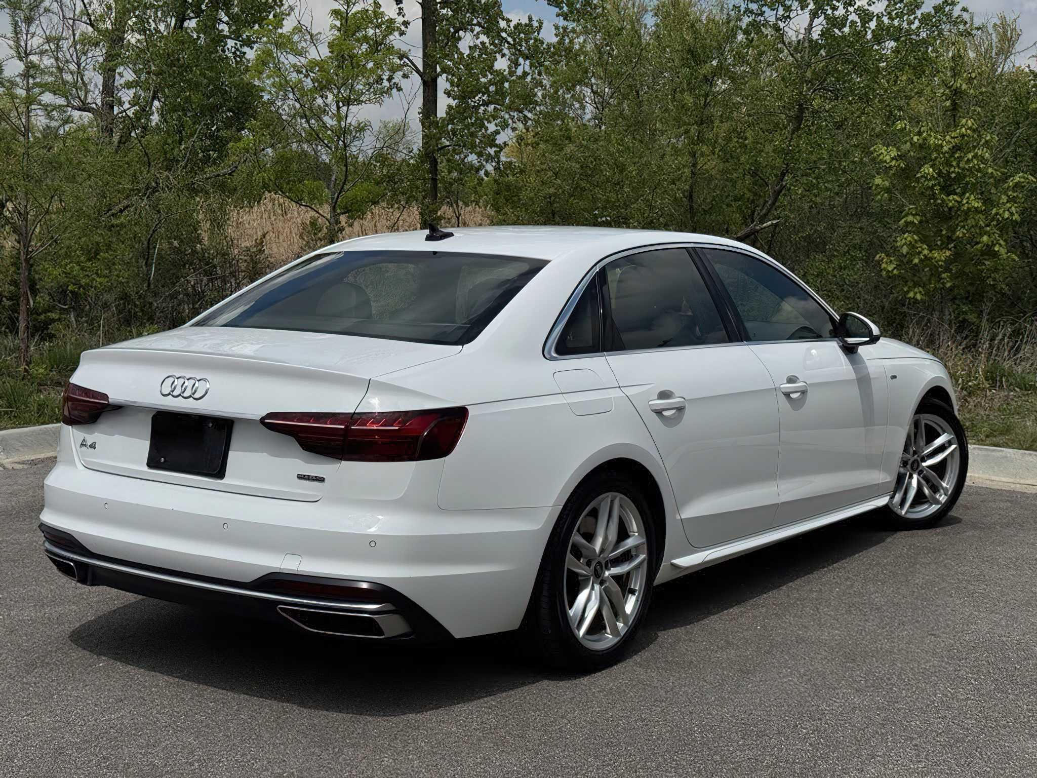 Audi A4     2023