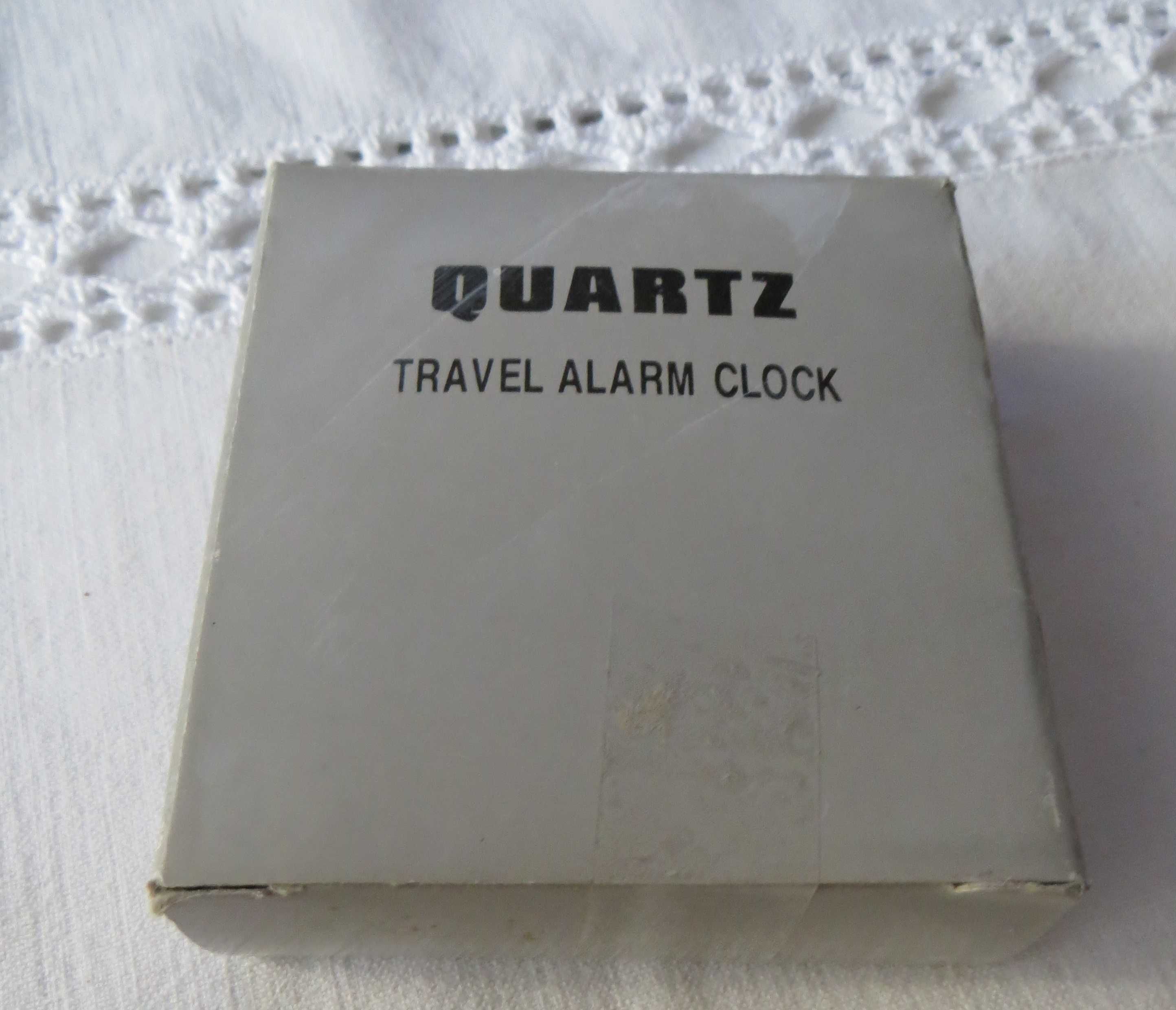 Relógio Despertador c/ tampa deslizante Clip Sonic - Novo 7 x 6 cm