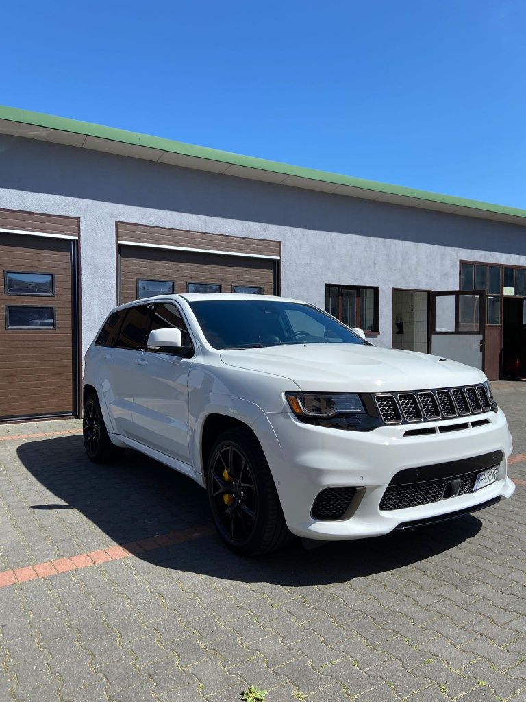 Jeep Grand Cherokee Trackhawk Hellcat 717 KM ZAMIANA