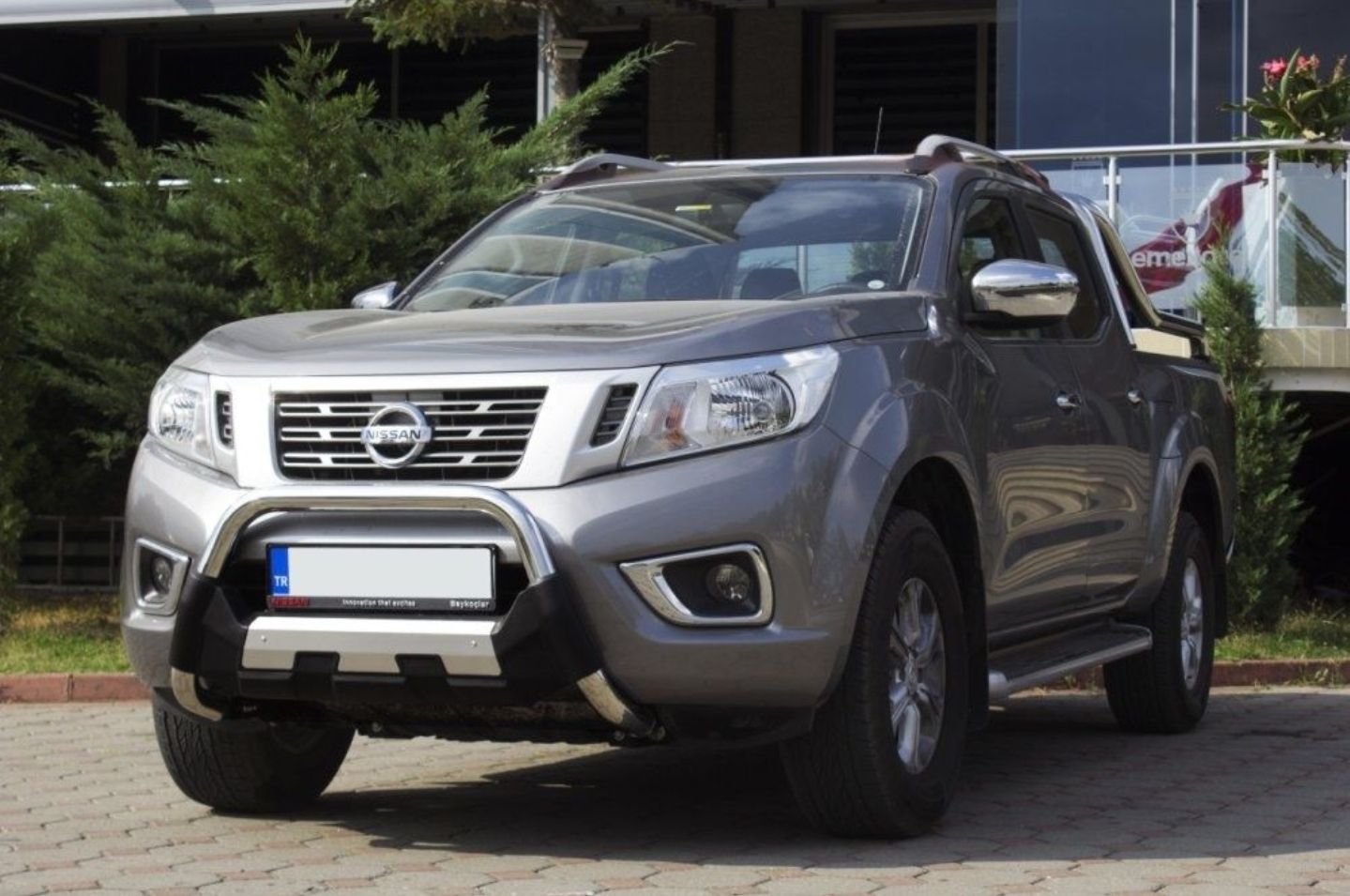 Nissan Navara D23 (NP300) 2015-  orurowanie przednie Amazon chrom