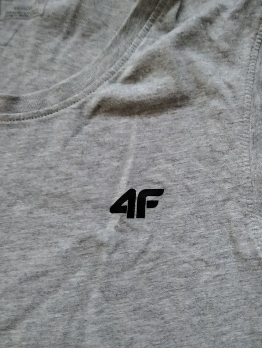 Bezrękawnik / Top marki 4f męski