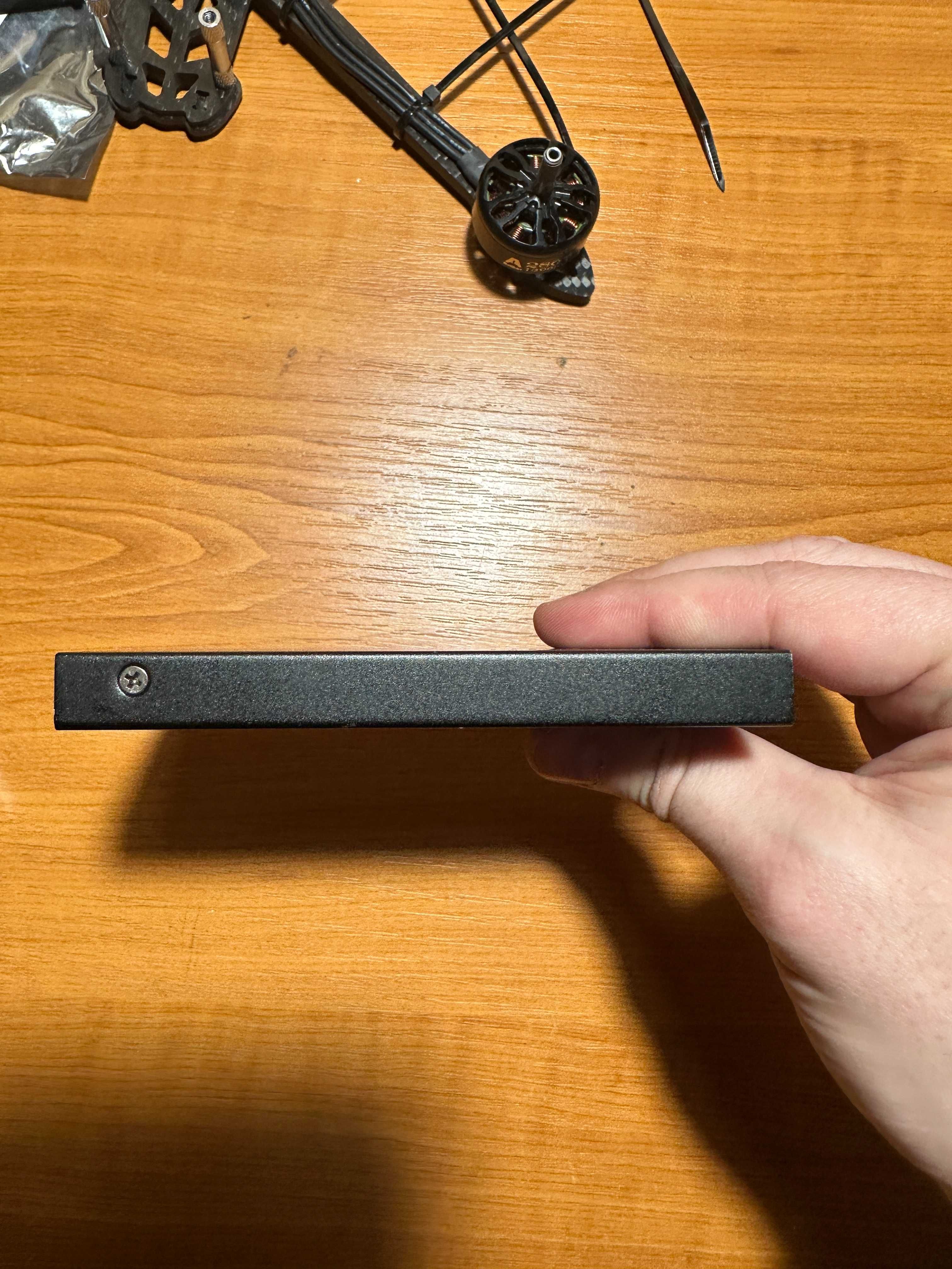 Внешние карманы для 2.5" HDD/SSD Ugreen и SSK