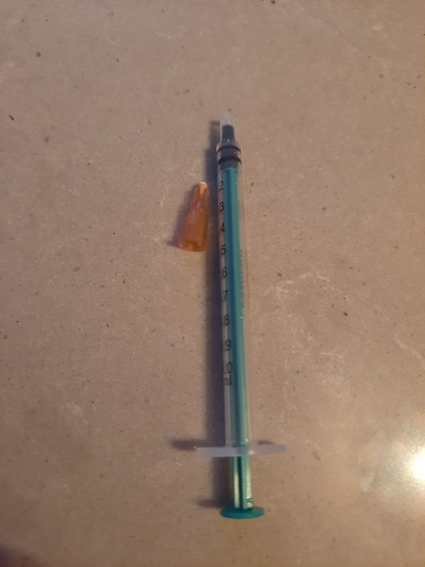 2 strzykawki 1ml
