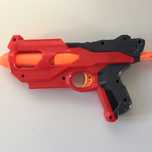 Pistolet Nerf z nabojem