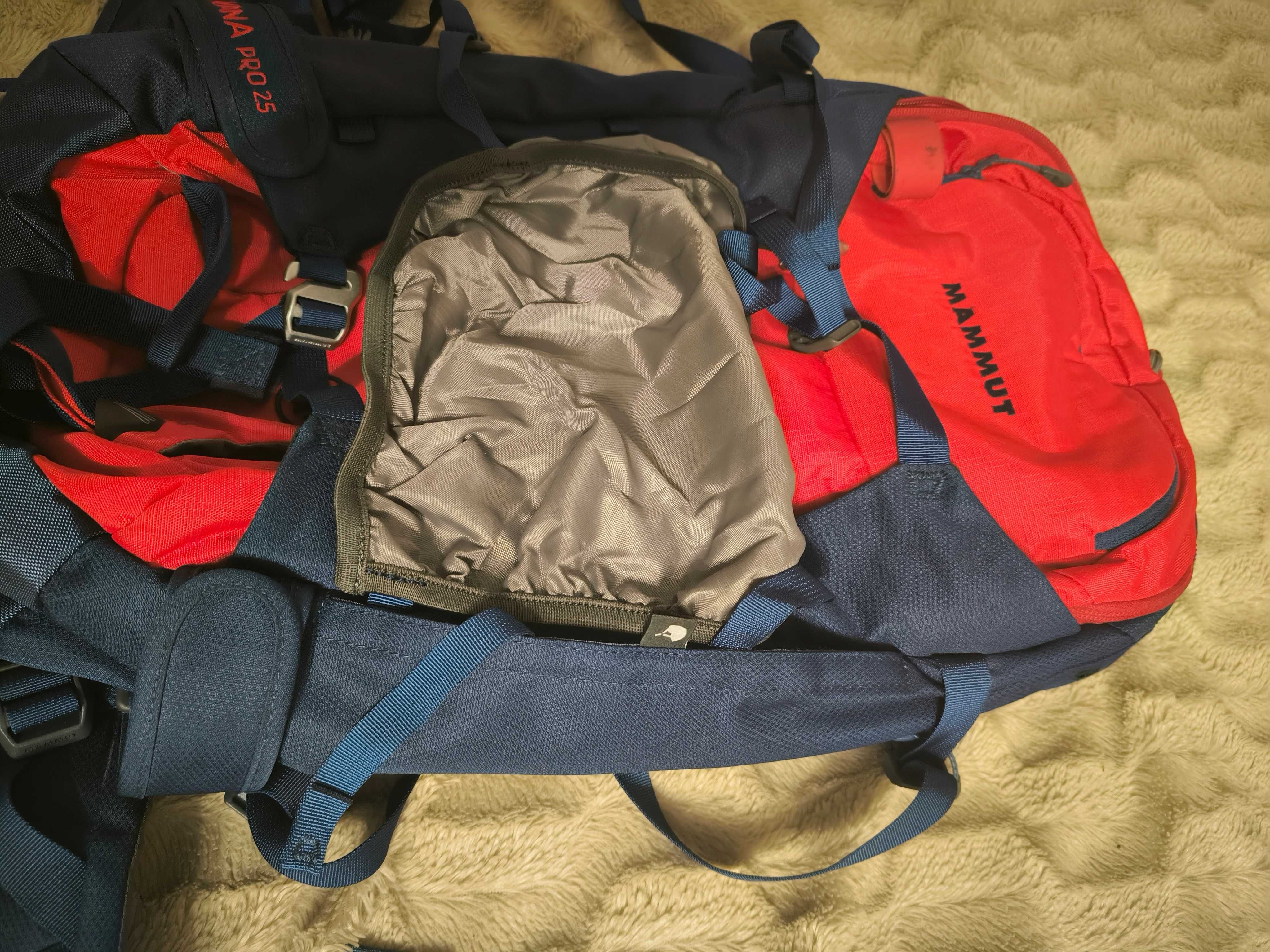 З колекції виробника як новий скітуровий рюкзак Mammut Nirvana Pro 25L