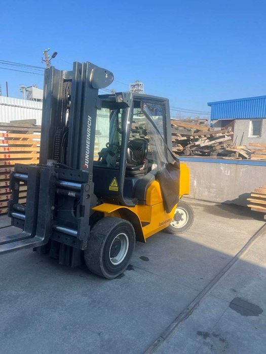 Продам дизельний навантажувач Jungheinrich DFG 550