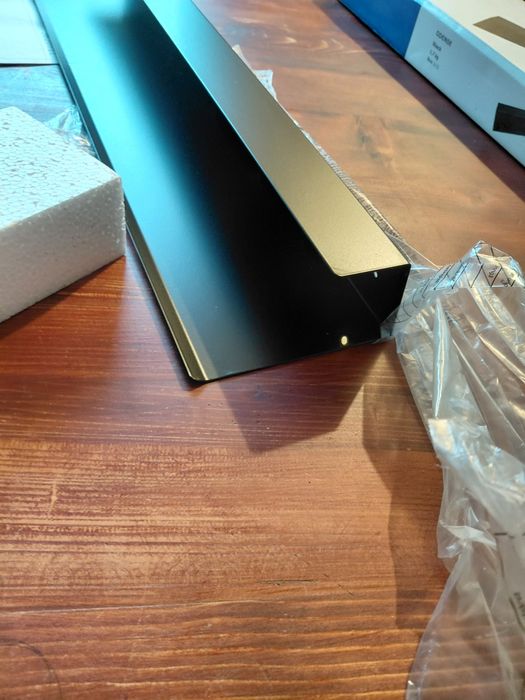 Półka metalowa na buty