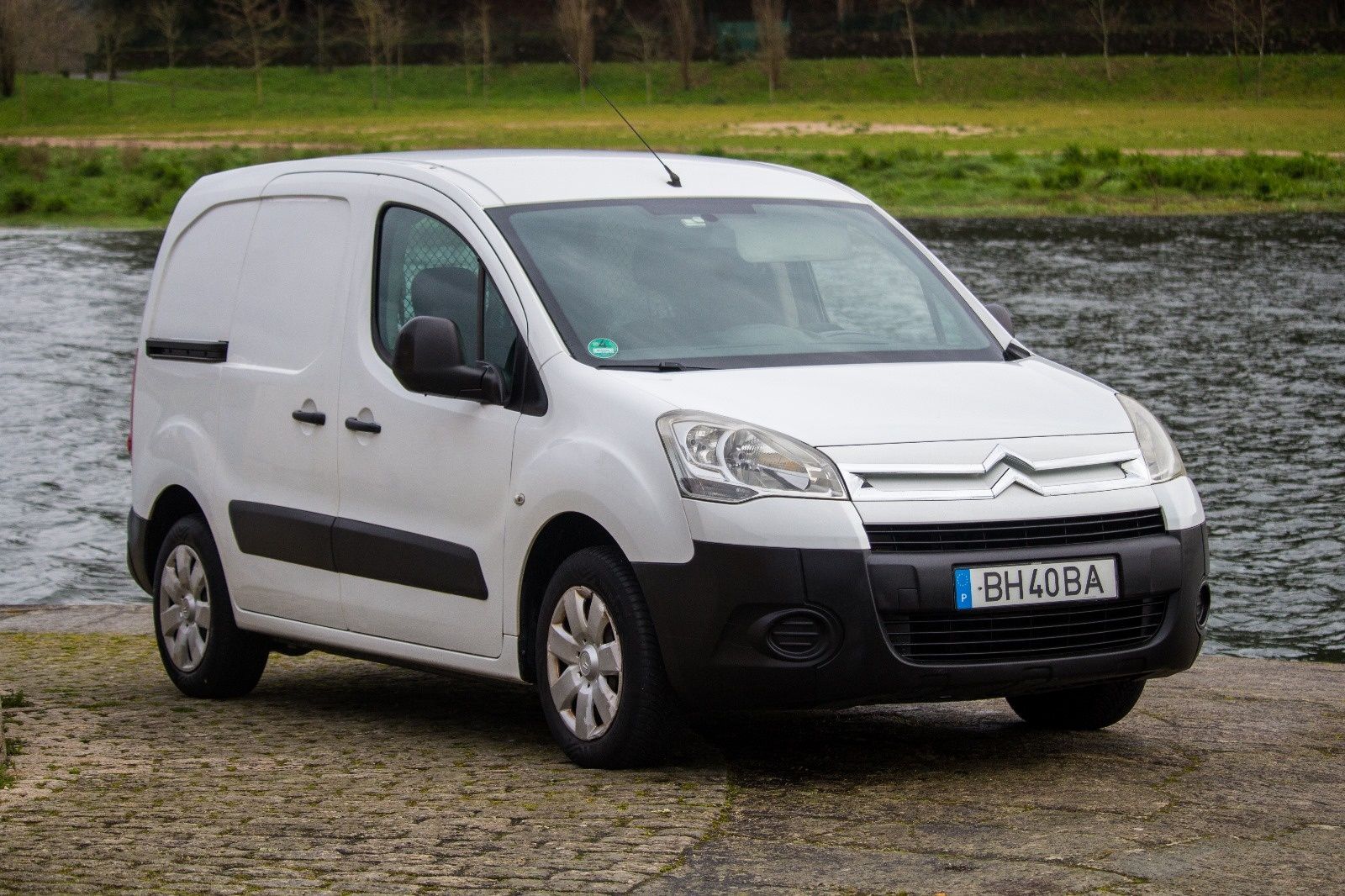 Citroen Berlingo 1.6 HDI 3 lugares (Financiamento)