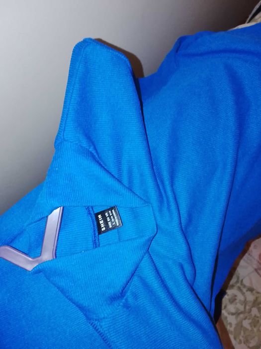 Vestido comprido azul petróleo