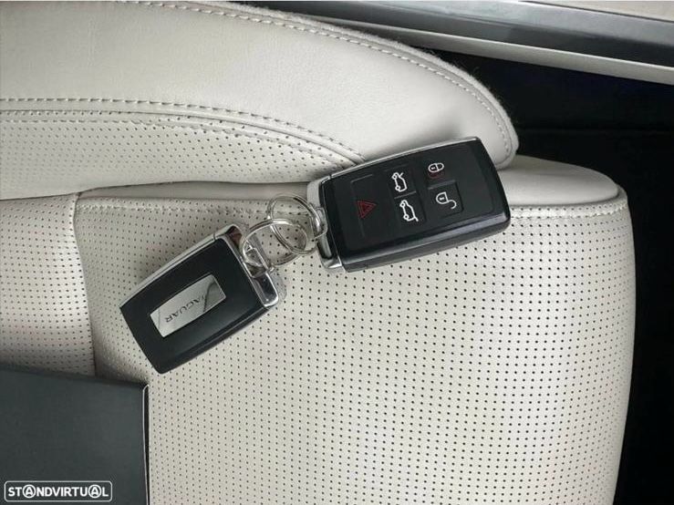 Jaguar I-PACE first edition. Edição de lançamento c/todos os opcional.