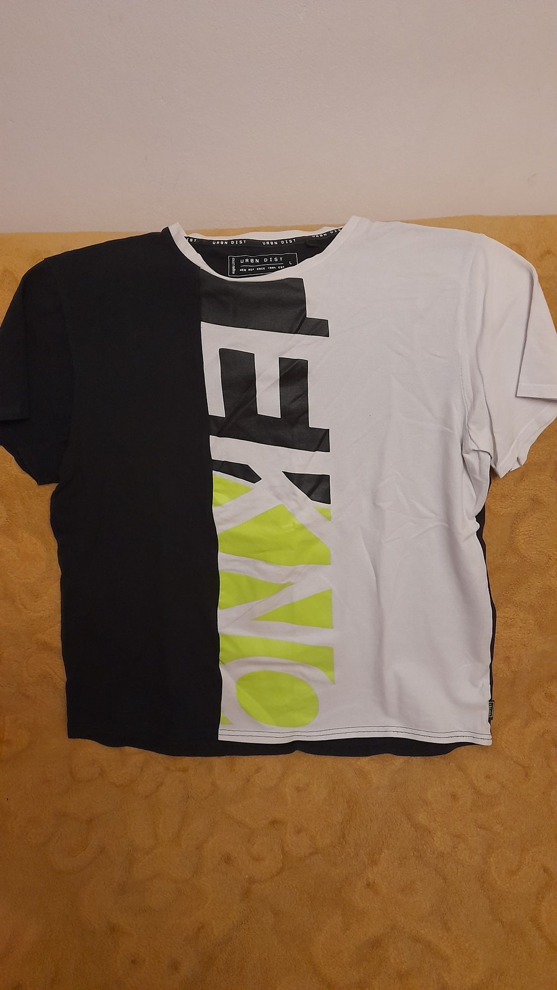 T-shirt z krótkim rękawem C&A, r. L, stan bdb